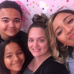 Meet your Posher, Sera